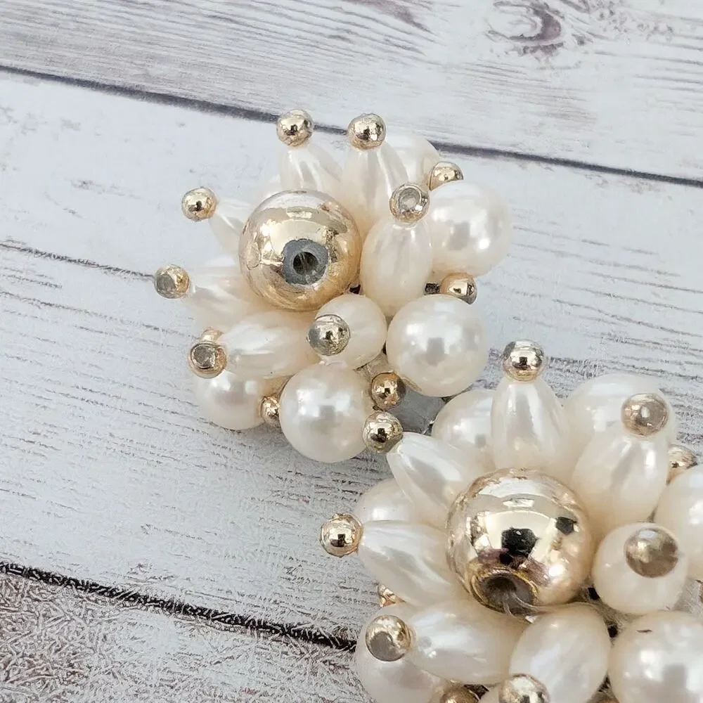 Vintage Clip On Earrings Large 3D Cream & Gold Tone